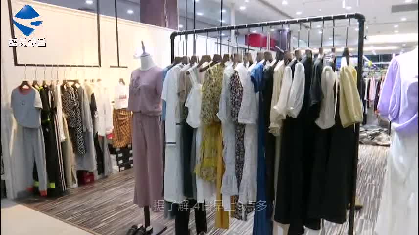 女子帶小孩行竊，沙洲尾多家服裝店“中招”